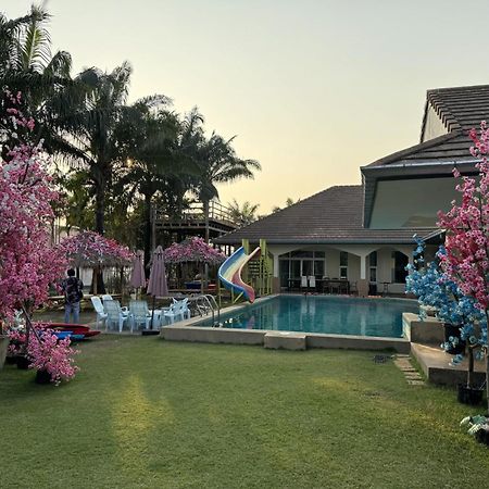 Px Pool Villa Pattaya Nong Prue Luaran gambar