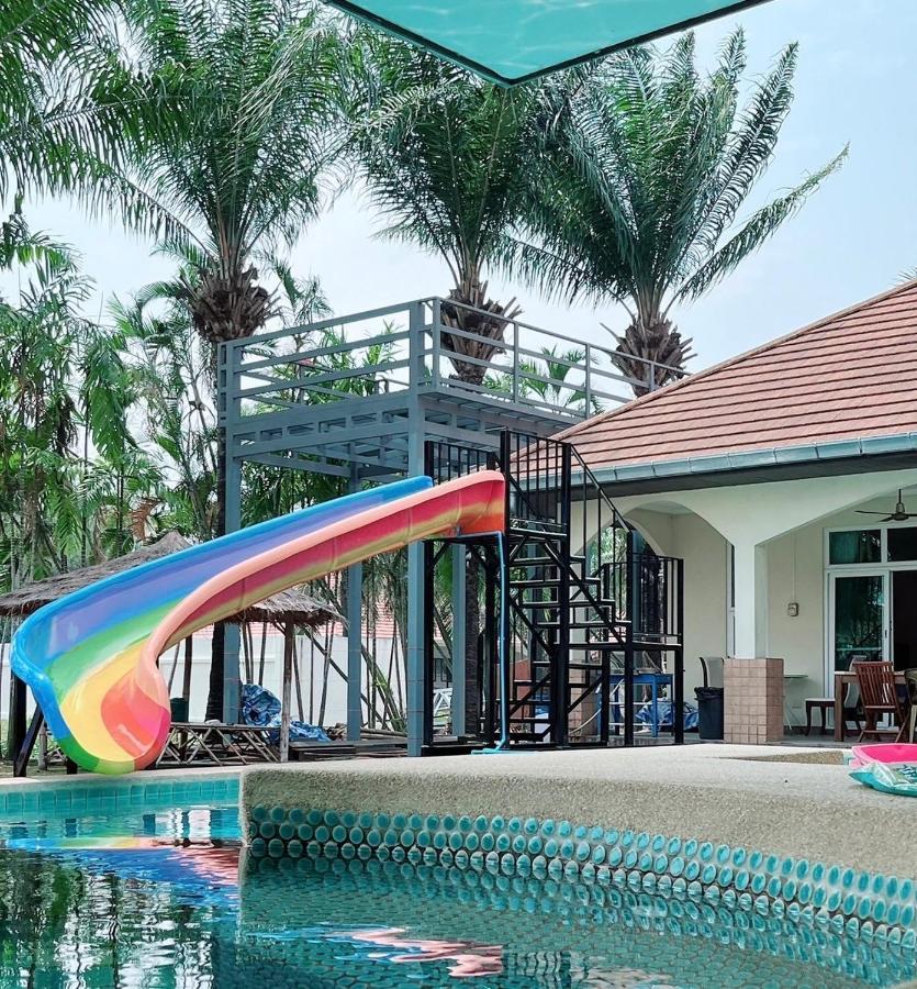 Px Pool Villa Pattaya Nong Prue Luaran gambar